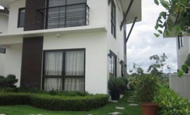 FOR SALE: Last Residential Lot in The Sonoma Premium Lot in Sta Rosa Laguna near Nuvali, Tagaytay, Cavite