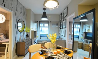 1 bedroom interiored with balcony