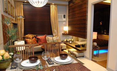 1 bedroom interiored with balcony